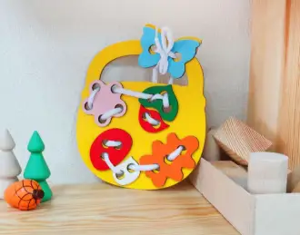 Игра-шнуровка для детей