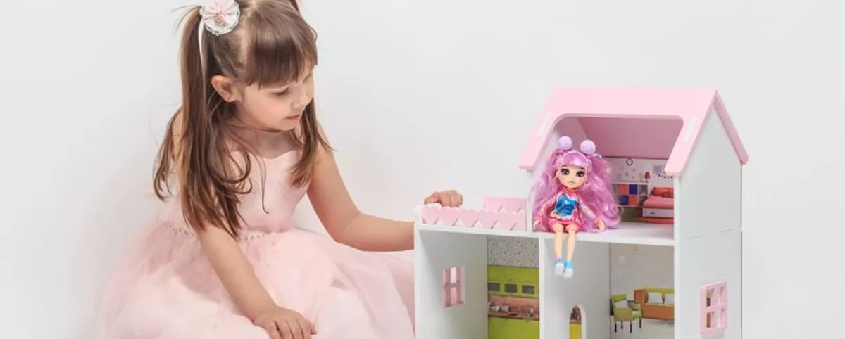 Подборка полезных игрушек для девочек
