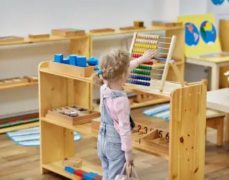Развивающие занятия с детьми по методике Марии Монтессори