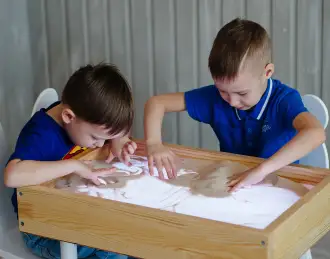 Игровое оборудование для сенсорного развития детей в детском саду: что важно знать