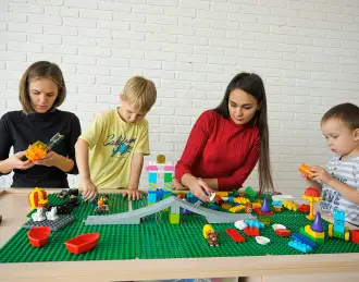 Как организовать STEM-уголок в детском саду: оборудование и идеи