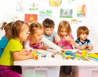 Как выбрать игрушки для групповых занятий в детском саду