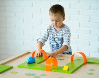 Лучшие игрушки для развития логики и мышления у детей в детском саду