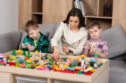 Тренды в образовательных игрушках 2025: что будет полезно для детских садов и школ