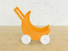 Деревянная коляска для кукол «Мое чудо» (оранжевая с белыми колесами)1