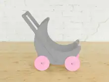 Деревянная коляска для кукол «Мое чудо» (серая с розовыми колесами)1