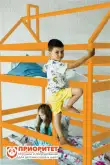 Кровать детская двухъярусная «Домик береза» оранжевая1