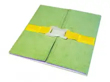Рамка Монтессори с пластмассовой застежкой (зеленая)1