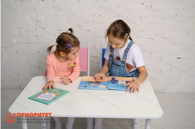 Стол на телескопических ножках Классика квадратный (белый) Стол на телескопических ножках Классика квадратный (белый)