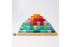 Кубики большая ступенчатая пирамида