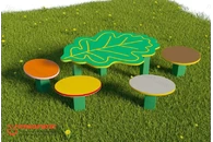 Стол для творчества с сиденьями «Дубовый лист»