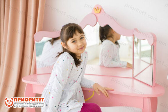 Розовый комод трюмо для девочек с табуретом и зеркалом