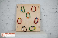 Тактильно-развивающая панель «Меткий кольцеброс»