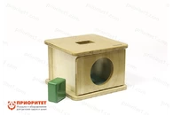 Шкафчик Монтессори с четырехгранной призмой