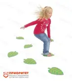 Дорожка из листиков1