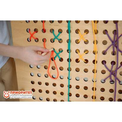 Тактильно-развивающая панель «Полезная вышивка»_3