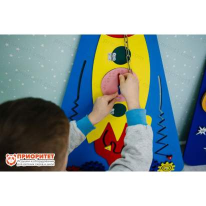 Бизиборд «Стремительная ракета» желтая