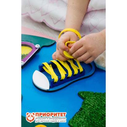 Бизиборд «Родная планета» со шнуровкой