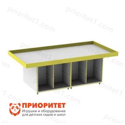 stol-dlya-sorevnovanij-i-zanyatij-po-robototehnike-na-kolyosah-s-otkrytymi-yachejkami-standart-belo-zheltyj-1