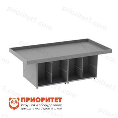 stol-dlya-sorevnovanij-i-zanyatij-po-robototehnike-na-kolyosah-s-otkrytymi-yachejkami-standart-seryj-1