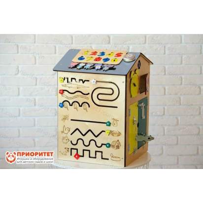 bizidomik-nahodchivyj-neposeda-seraya-krysha-1