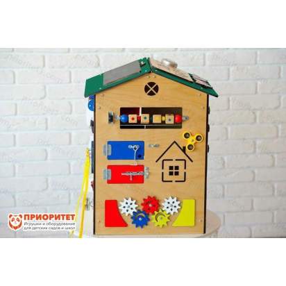 bizidomik-nahodchivyj-neposeda-zelenaya-krysha-1