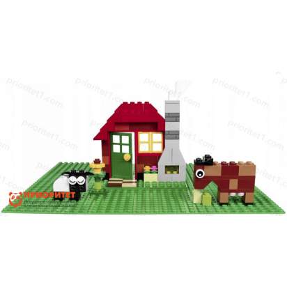 Конструктор Лёва. Зеленая строительная пластина 32х32 10700 техник_1