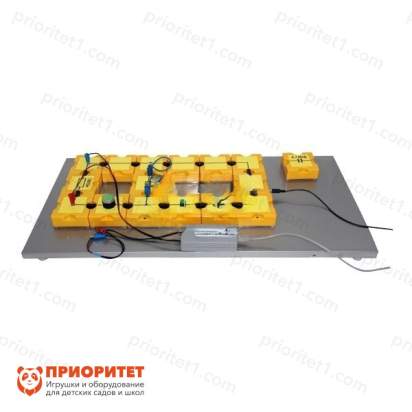 Установка Определение емкости конденсатора по осциллограмме его разряда через резистор (1)