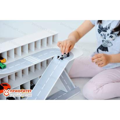 Парковка для хранения игрушечных машинок Гаражик с горкой