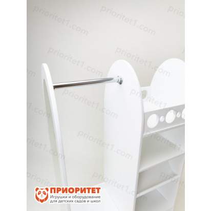 Гардеробная для девочек со штангой