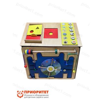 Бизидом со светом Творческое начало вид слева