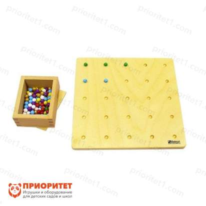 Игровой набор Монтессори «Доска для выкладывания бусин»