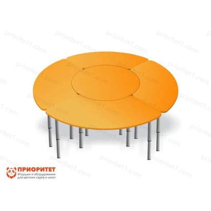 stol-rastushij-na-reguliruemyh-nozhkah-v-krugu-druzej-oranzhevyj