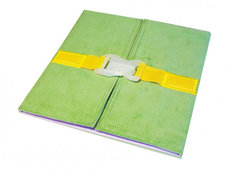 Рамка Монтессори с пластмассовой застежкой (зеленая)