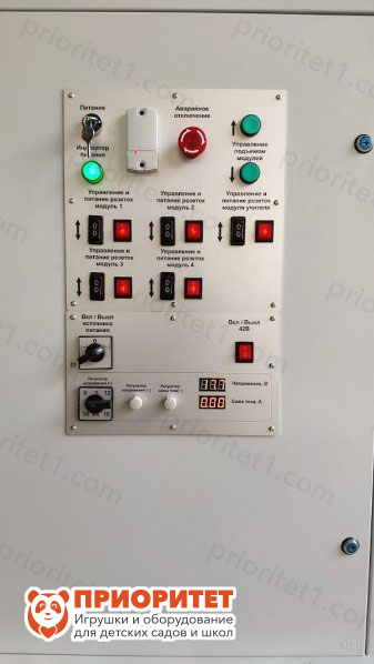 Шкаф электроснабжения и управления потолочными модулями ШЭПМ-3