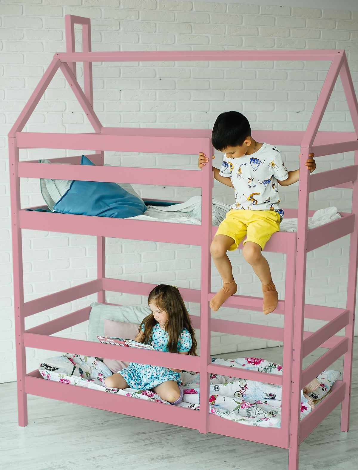 Идеальная кровать для ребёнка: выбираем модель-трансформер